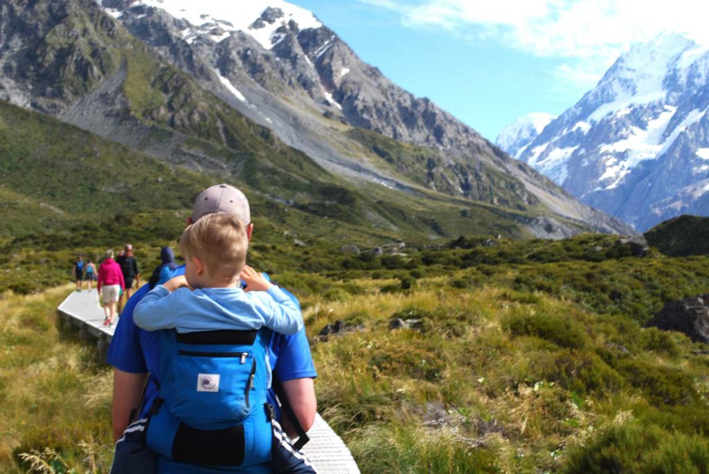 3 hour family walk, flat and easy, to the stunning Hooker Valley Track at Mt Cook National Park // Backyard Travel Family